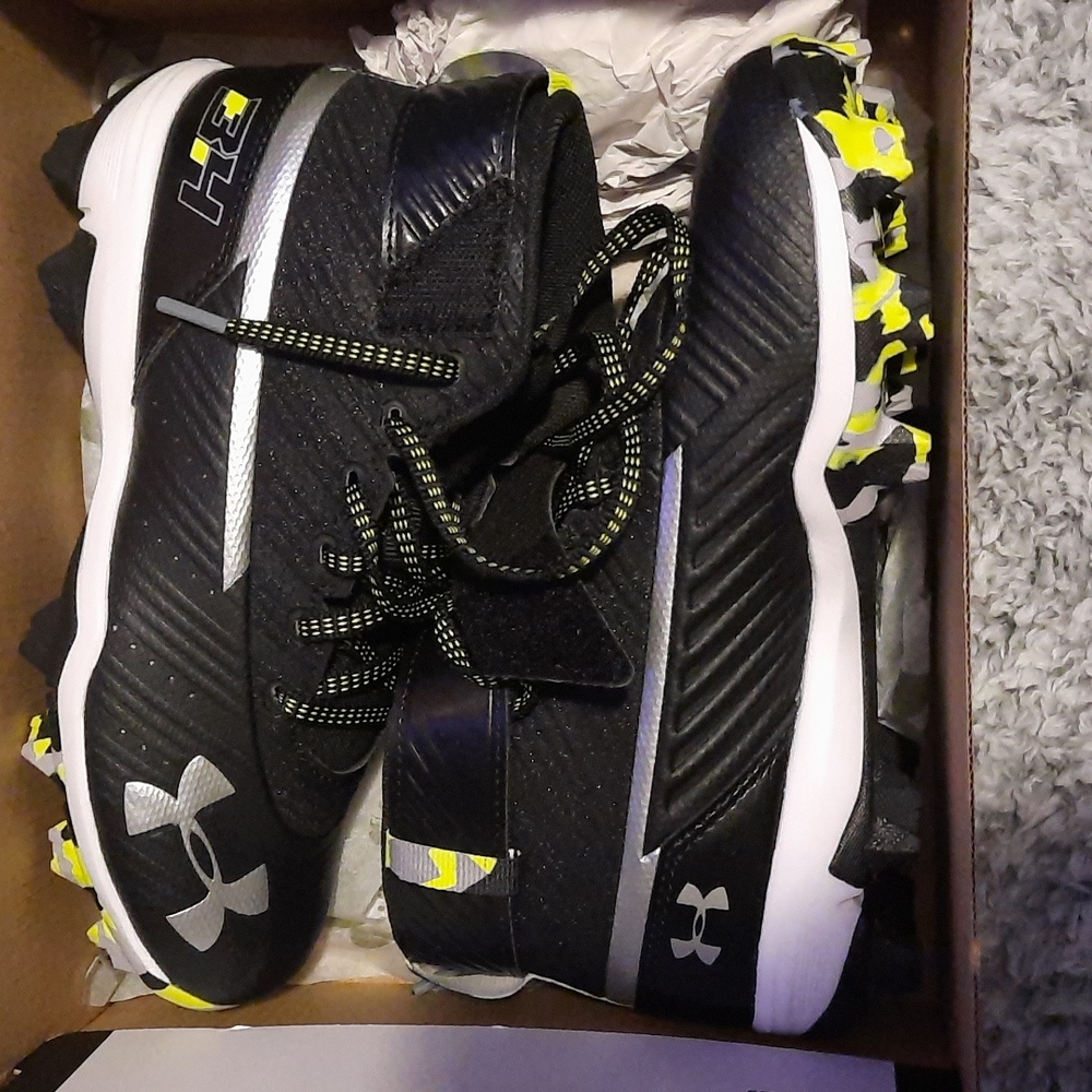 Kids under Armour cleats.